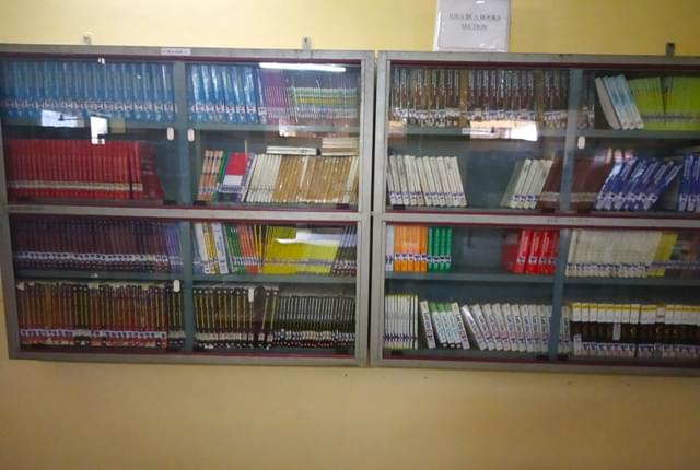 IQRA BCA College Bharuch Library photo 6